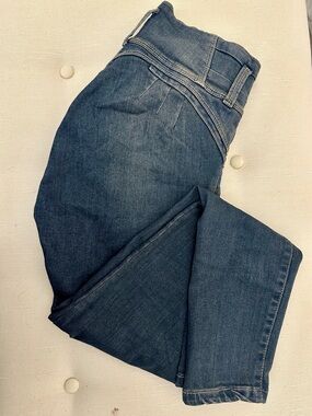 DIVINA Colombian Buttlifting Mid-rise Skinny Medium Wash Skinny Jeans Sz 7